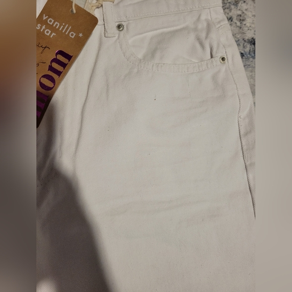 Vanilla Star White Mom Jeans High Rise Tapered Distressed- Size 11 New - Picture 5 of 12